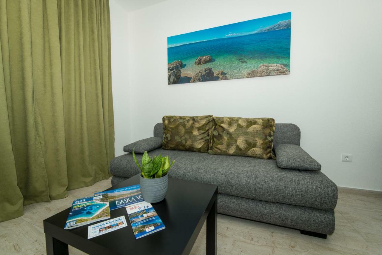 Apartmani Spiline - Mia Baška Voda Εξωτερικό φωτογραφία