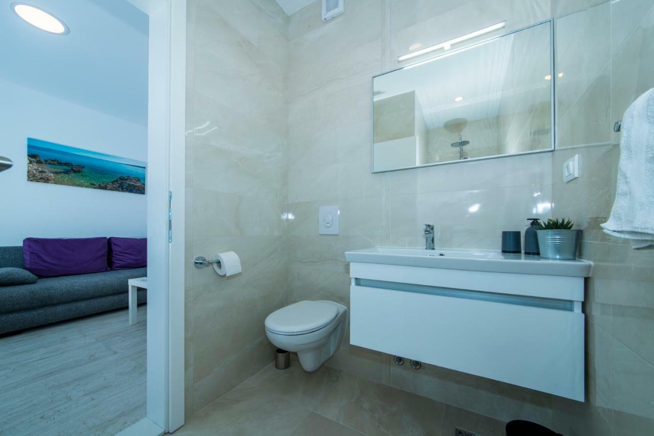 Apartmani Spiline - Mia Baška Voda Εξωτερικό φωτογραφία
