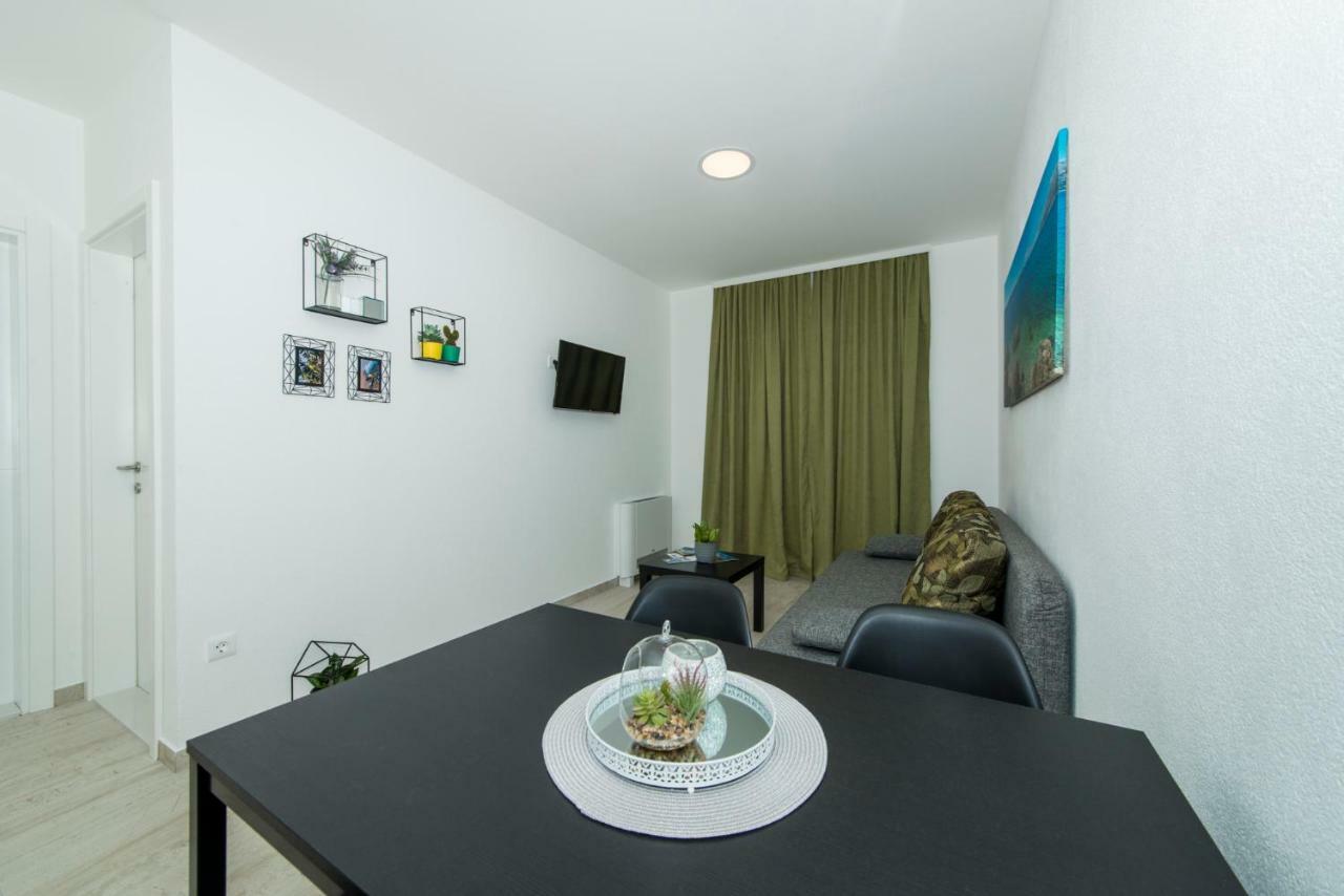 Apartmani Spiline - Mia Baška Voda Εξωτερικό φωτογραφία
